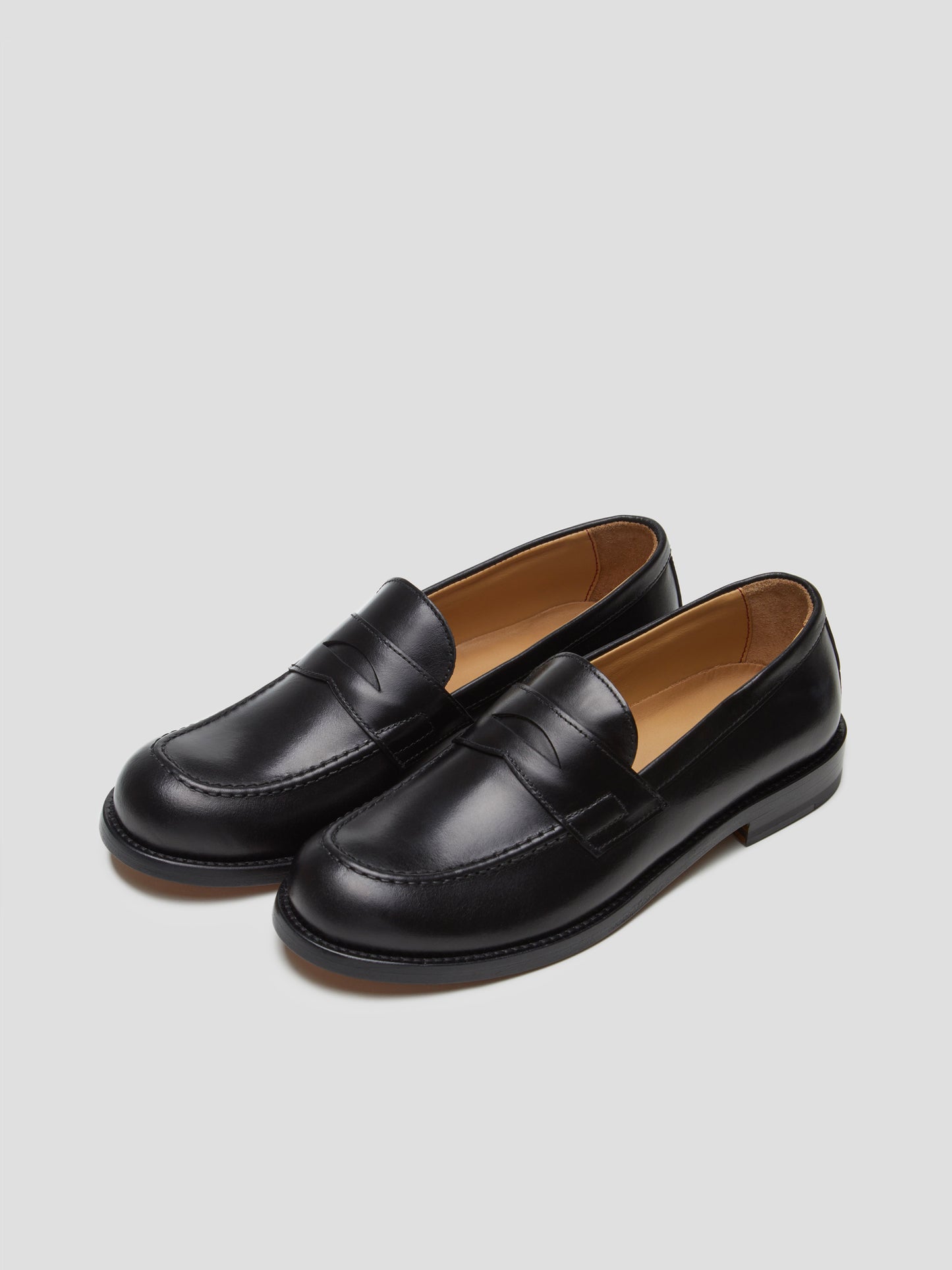 loafer 02 leather black