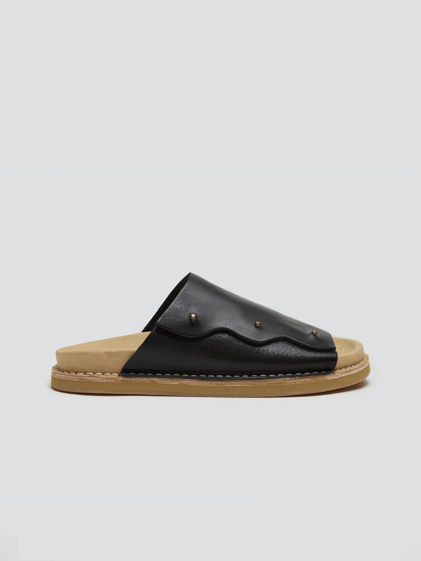 slides 04 leather black