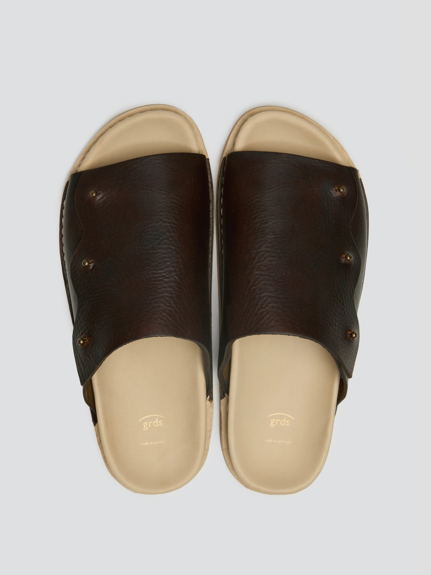 slides 04 leather oak