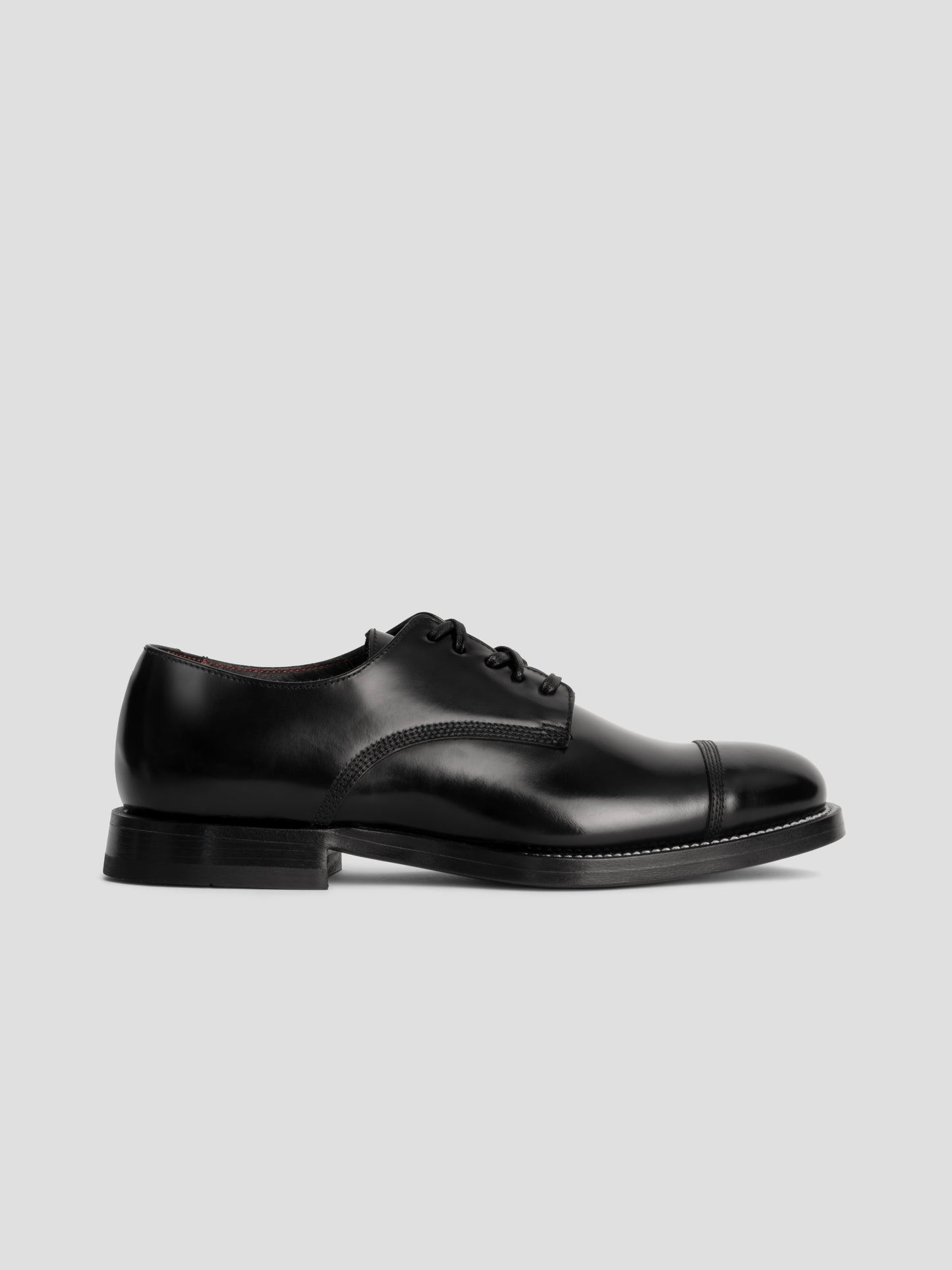 blucher 16 leather black