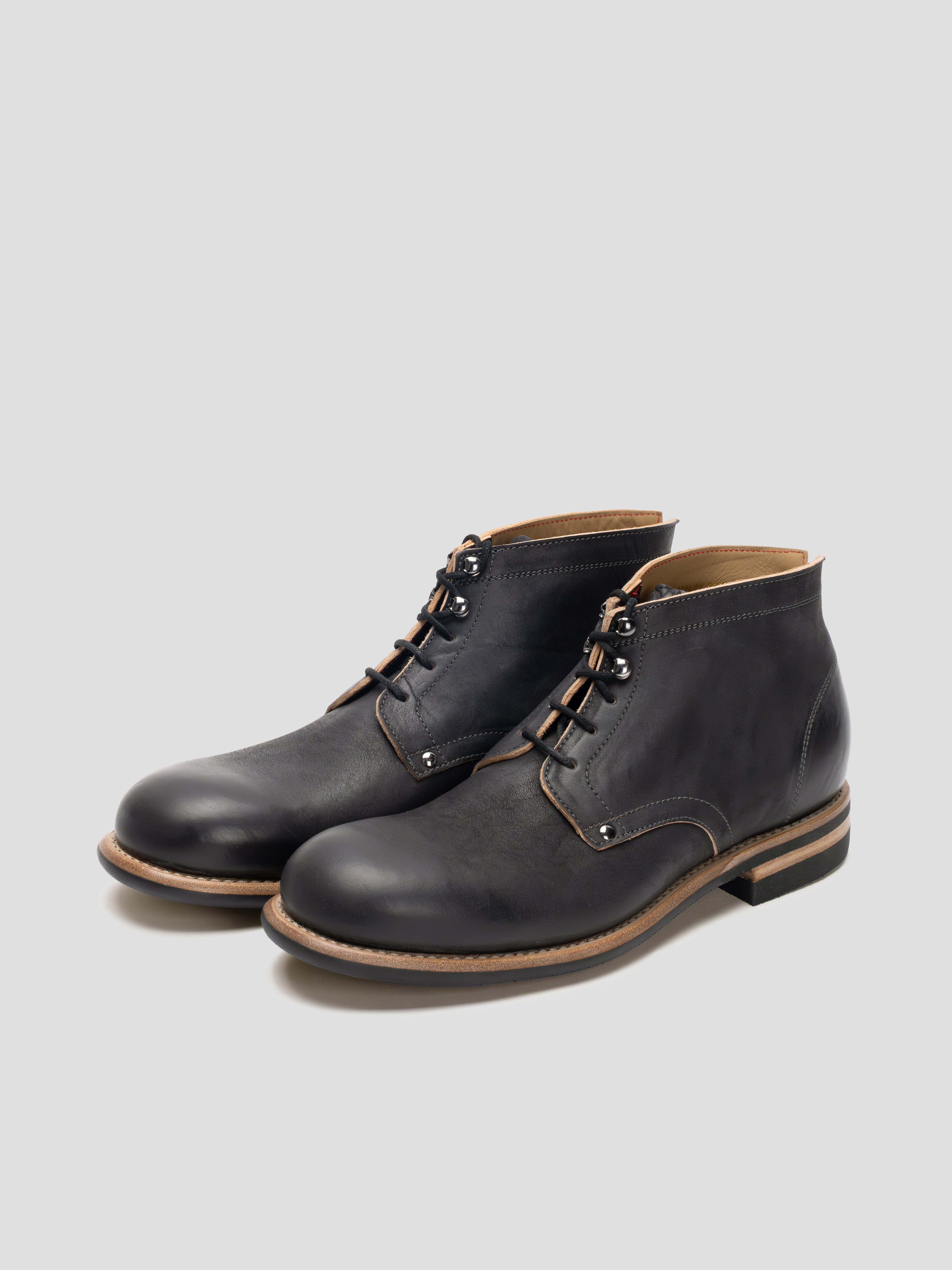 boots 02 leather tea-core black – gradus